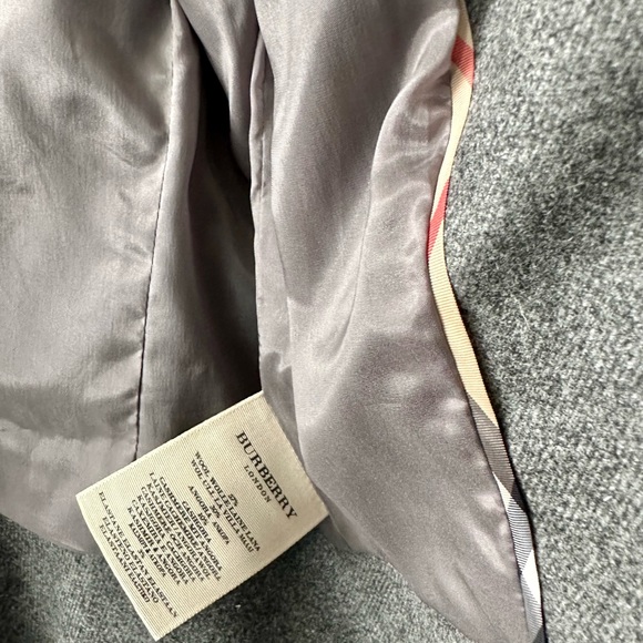 Burberry Blazer - Picture 4 of 4